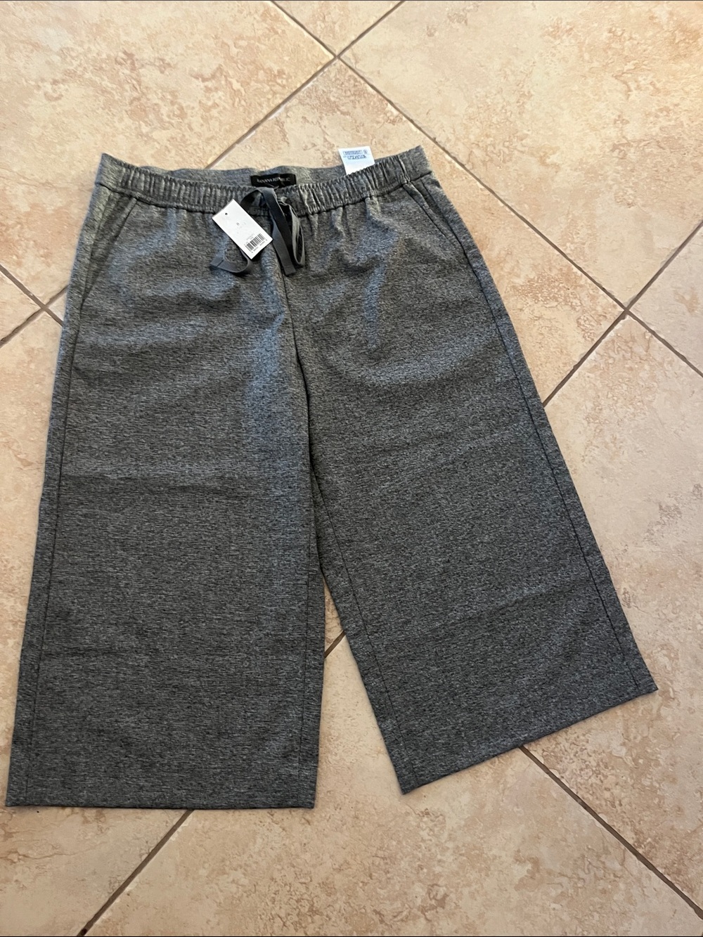 Banana Republic Gray Gaucho style pants